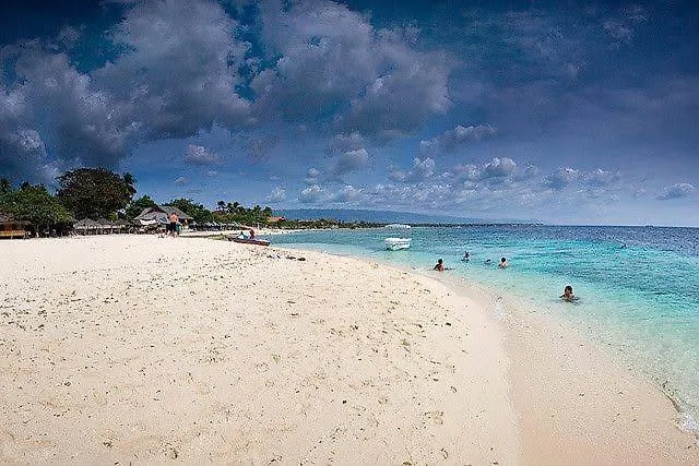 Private 2br 5 Mins To Panagsama Wifi,parking Villa Moalboal
